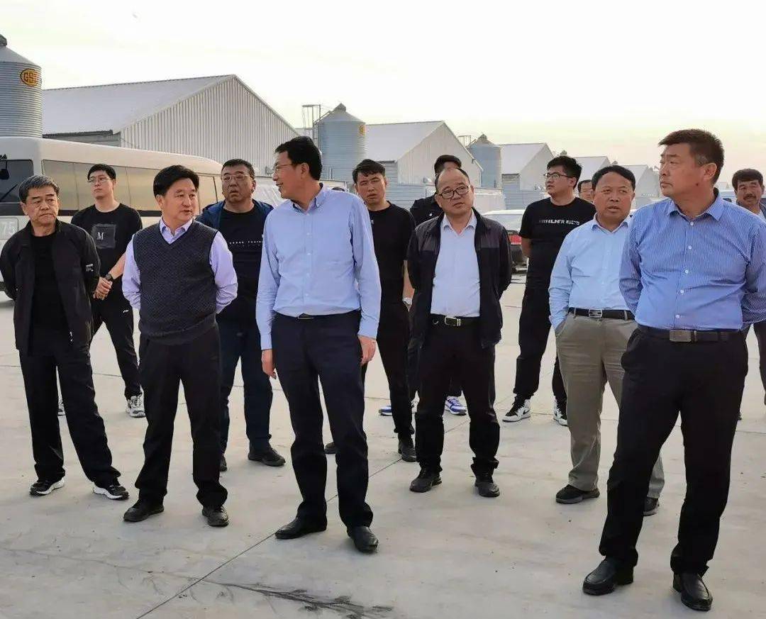 全市2020年农牧业科技成果转化推广现场观摩会与会人员到我县观摩