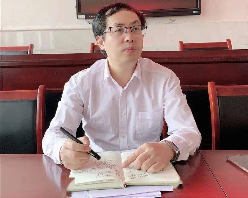 罗江中学校长图片