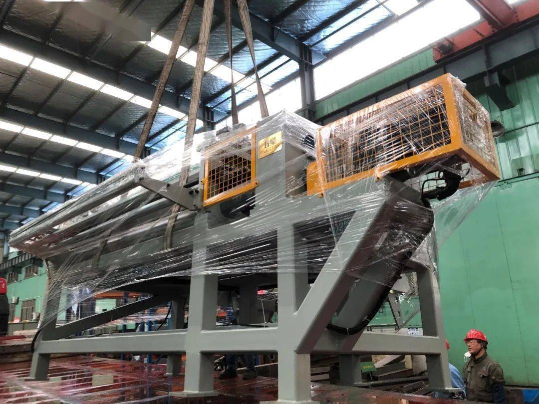 江阴五星:最新设计的全自动钢桶生产线交付使用