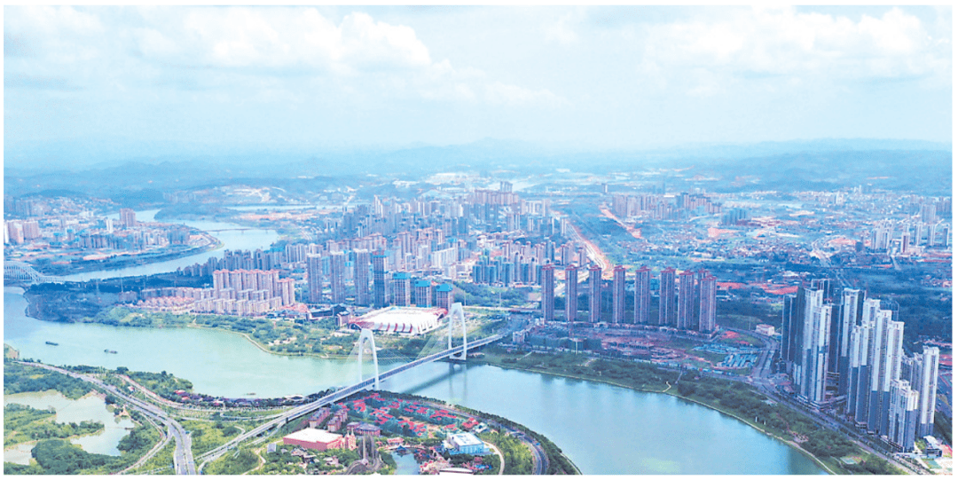 09-28 21:11 订阅 ■南宁晚报记者周明勇何璨汐 实习生经悄 说起龙岗