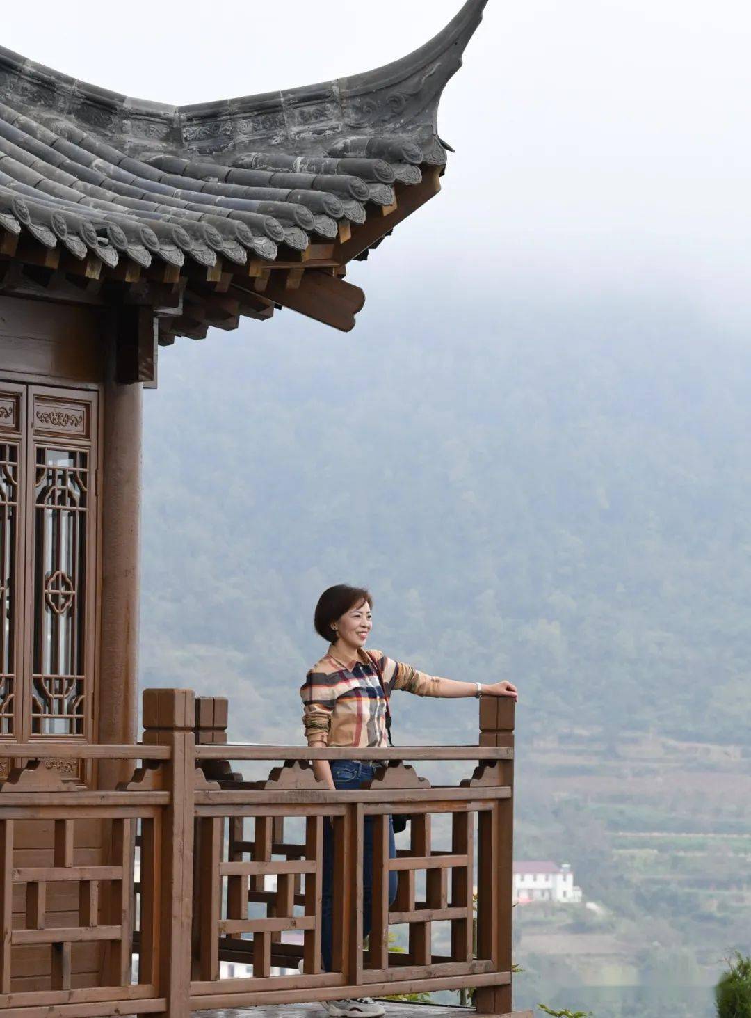 伊 梦 摄柳虎 摄马维平摄陈泉霖 摄张保兴 摄刘家坪村陈泉霖 摄范德培
