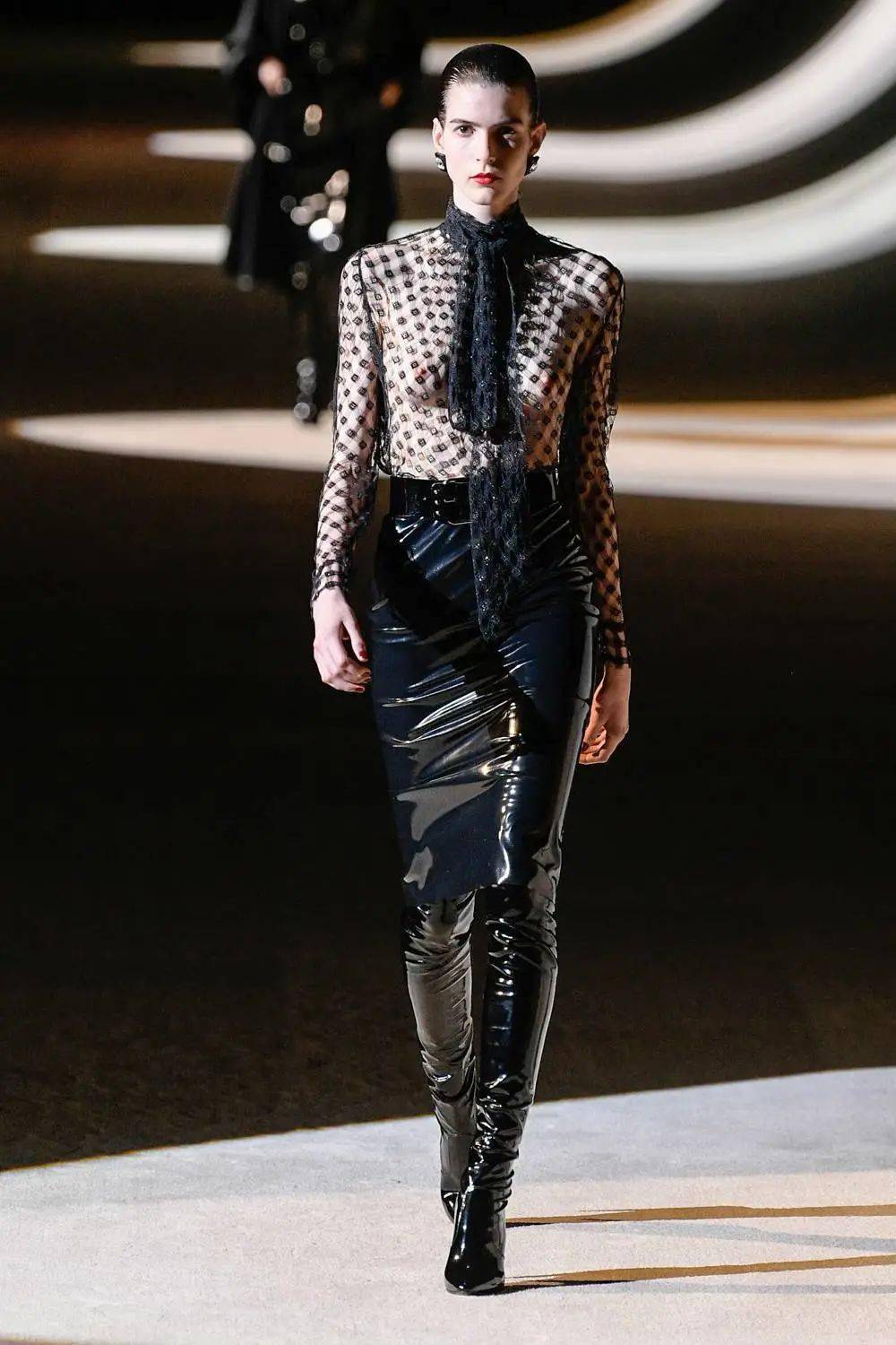 saintlaurent2020秋冬系列时装发布秀