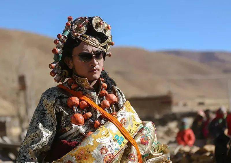 方志四川61民族文化龙明阿真寻源康巴汉子