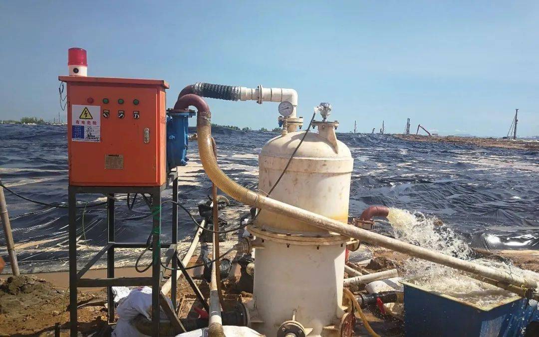 广深水工项目部首块真空预压区进入恒载期