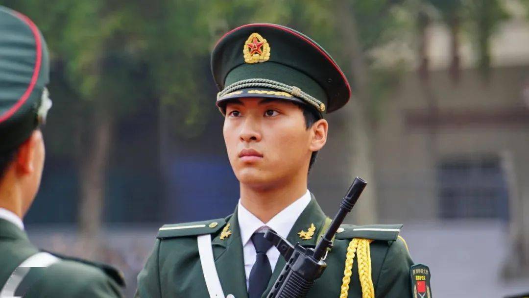 青春立正看谁是2020年师大最飒连队快来pick吧