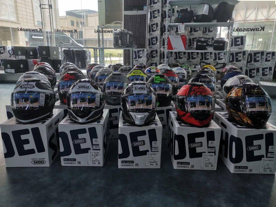 【川崎金华】shoei头盔,欢迎来店选购!