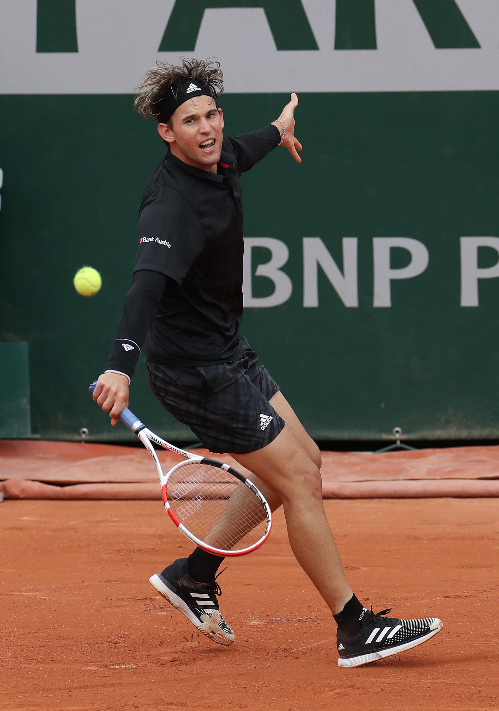 网球法网蒂姆晋级第三轮