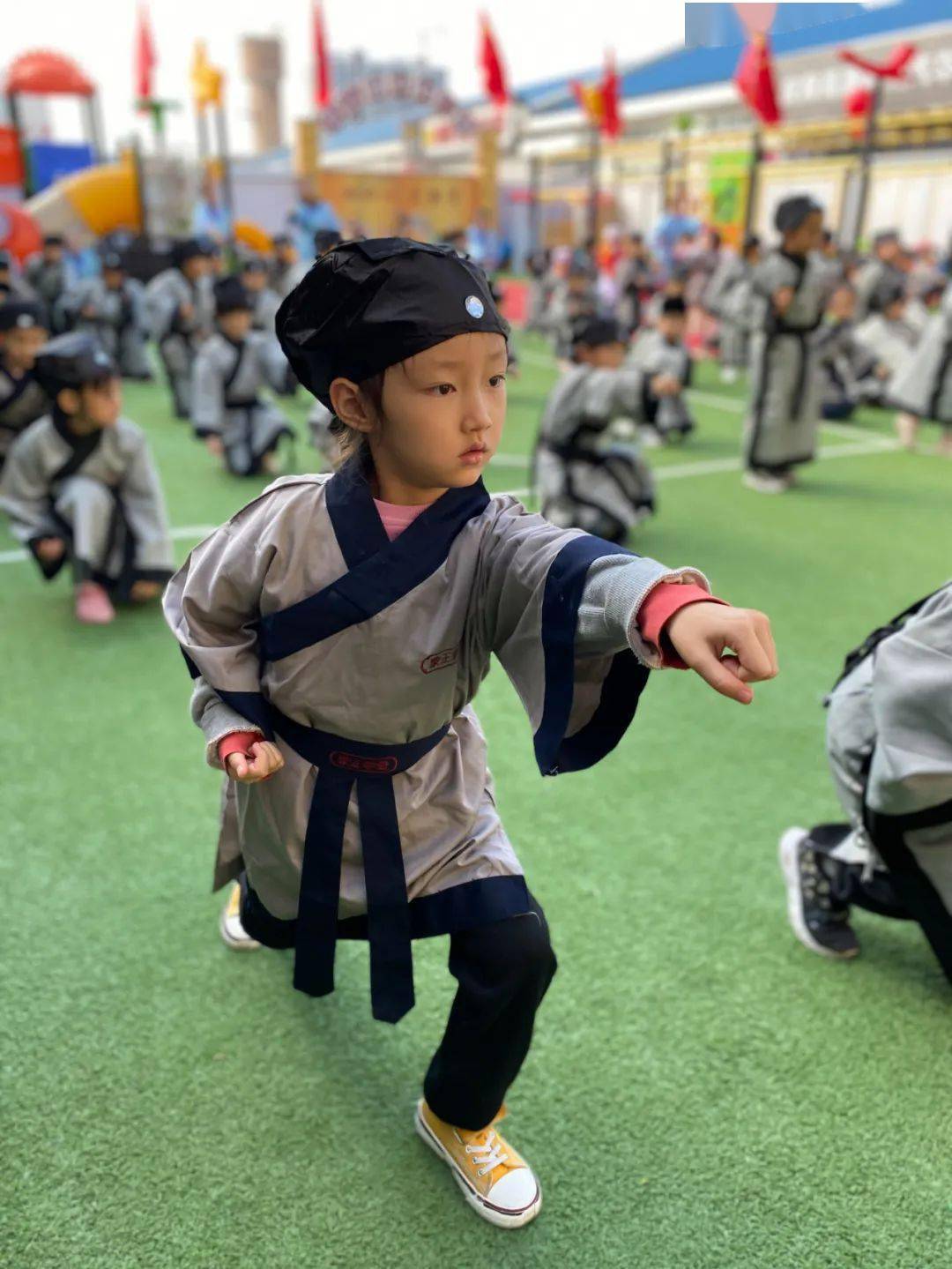 【蒙正国学幼儿园】"尊师开笔祈福·重道童军启航"纪念孔子诞辰日活动