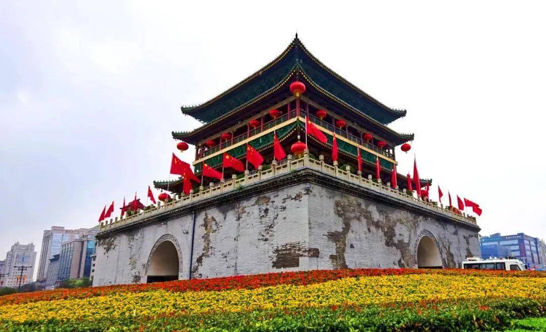 告白祖国,莲湖处处洋溢"中国红"_五星红旗