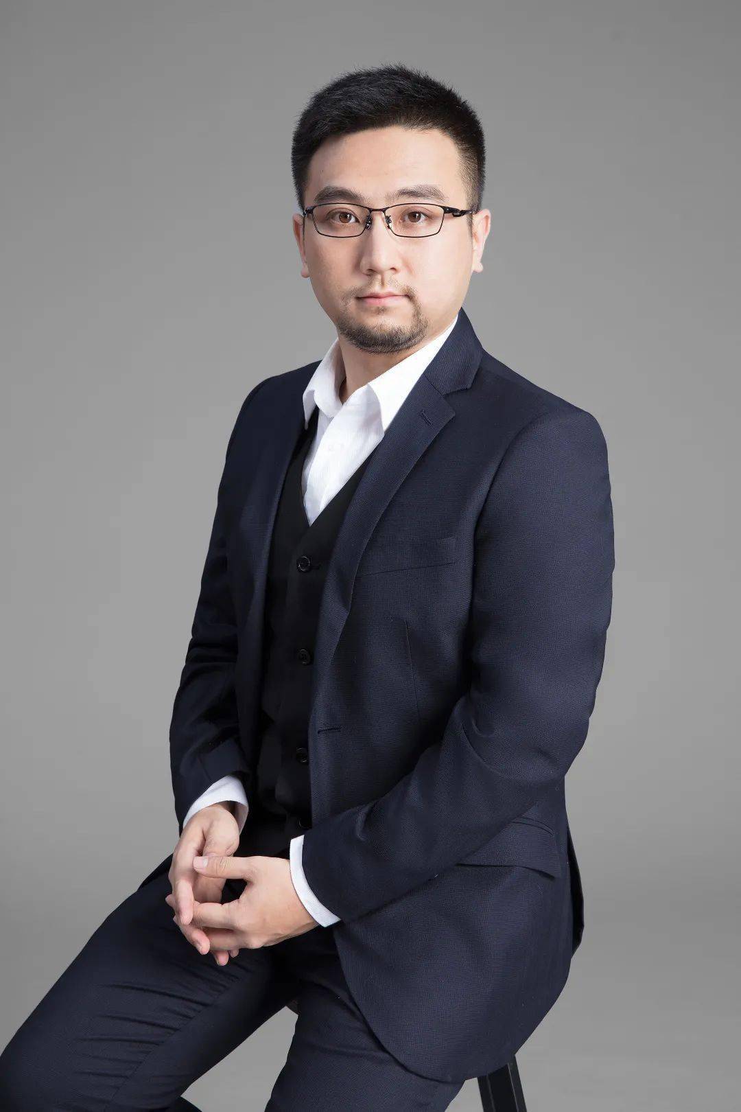 满宏刚电魂网络资深游戏制作人丰富奖励 ·本次大赛设立一等奖,二等奖