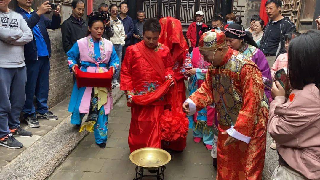 沂蒙山奇异结婚风俗图片