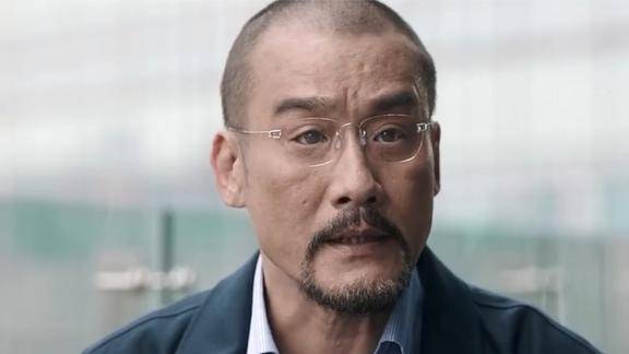 寒战2李文彬见到蔡sir他虽然已经退休但仍然有很多人脉