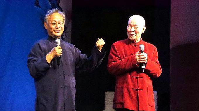 相声数来宝李增瑞王谦祥瓜子脸真叫好一头大来一头小