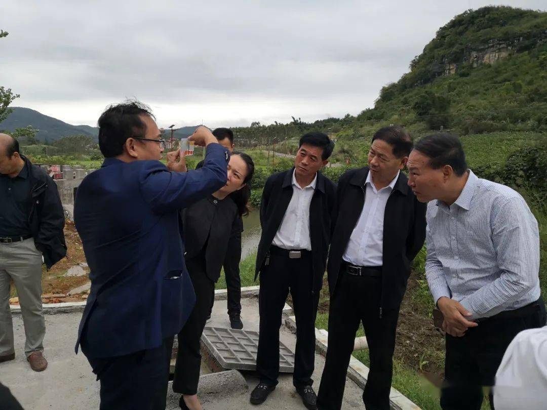 10月5日,兰考县人民政府副县长王世俊带领兰考县农业农村局,生态环境