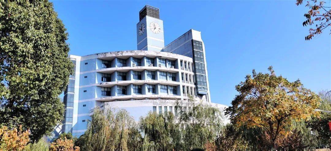 必读!2020届新生校园生存手册_商院吧