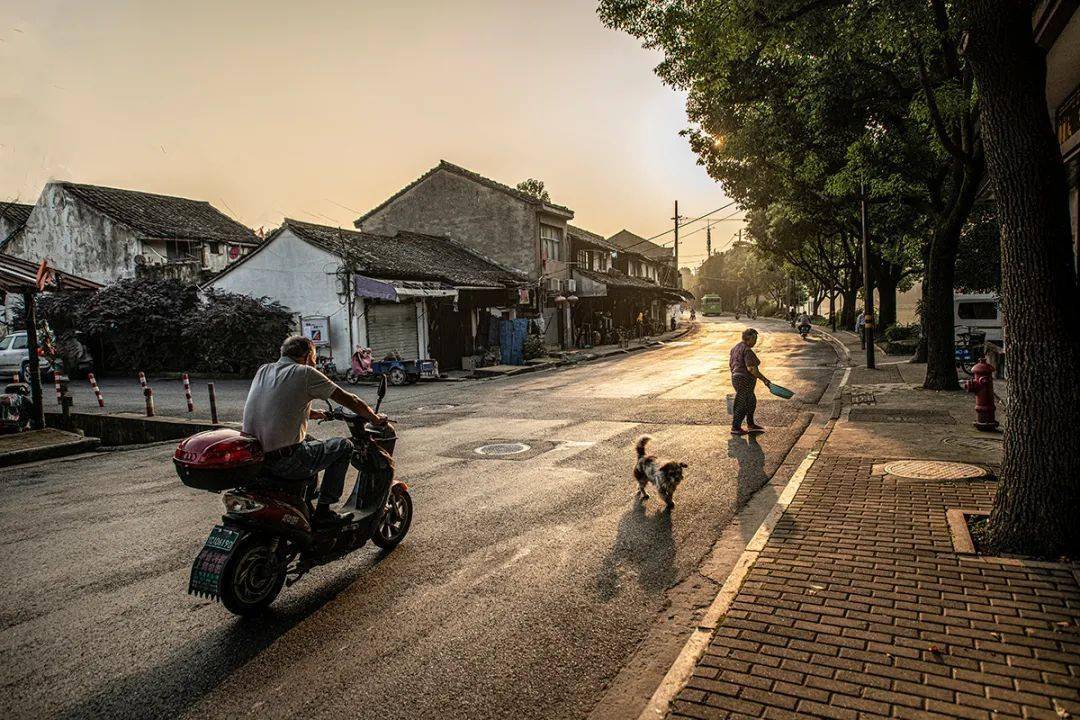 【图说·绍兴】鉴湖前街_手机搜狐网