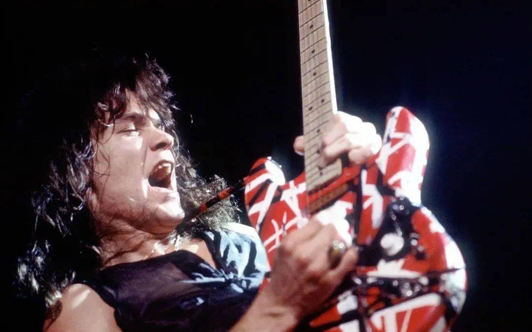 van halen乐队的核心人物eddie van halen(艾迪·范·海伦)去世了