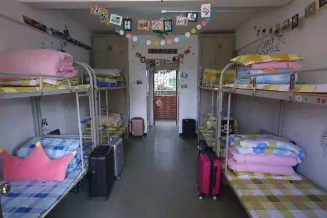 华附,省实等13所高中宿舍揭秘,哪间学校宿舍环境最好?_手机搜狐网