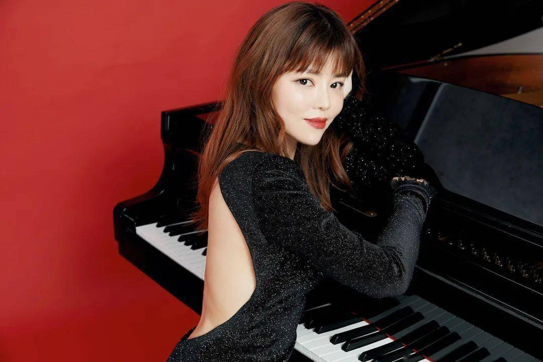 致永恒的乐圣钢琴女神陈萨独奏音乐会