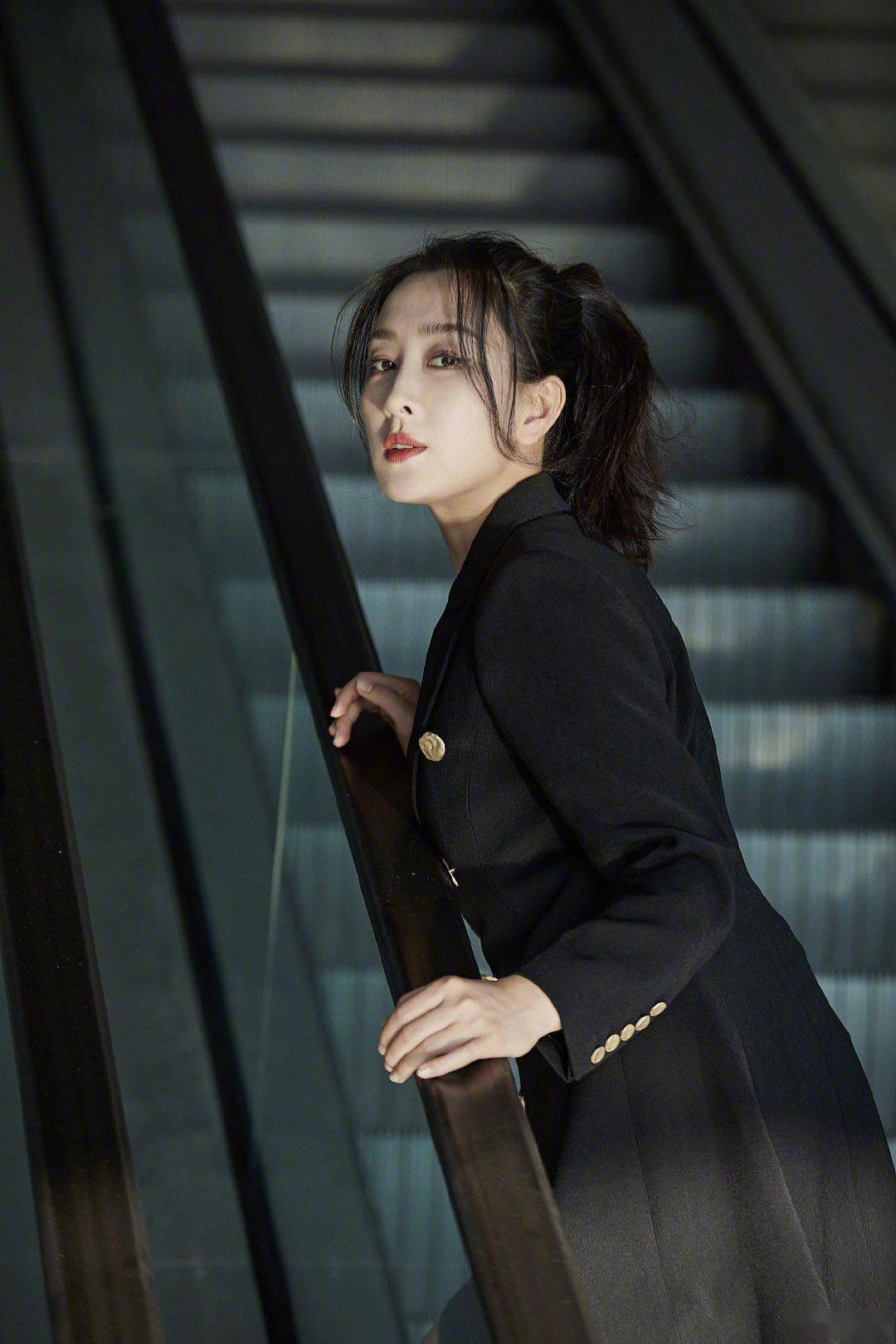 一问一答马苏陈钰琪胡杏儿孟美岐lisa粗脖子女星