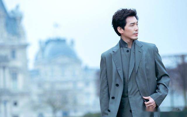 娱乐点评:张艺兴,关晓彤,白宇,周洁琼,朱一龙,马思纯