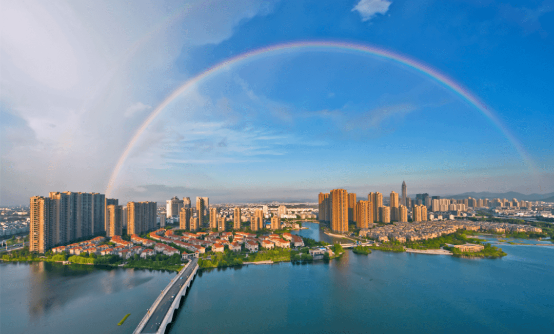 弘扬"名士之乡"新风范 秉持海纳百川聚英才绍兴是首批国家历史文化