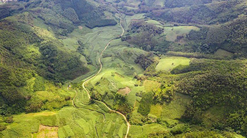 【媒体看百色】人民网 | 田东县朔良镇:喜迎国庆中秋双节 农民歌舞