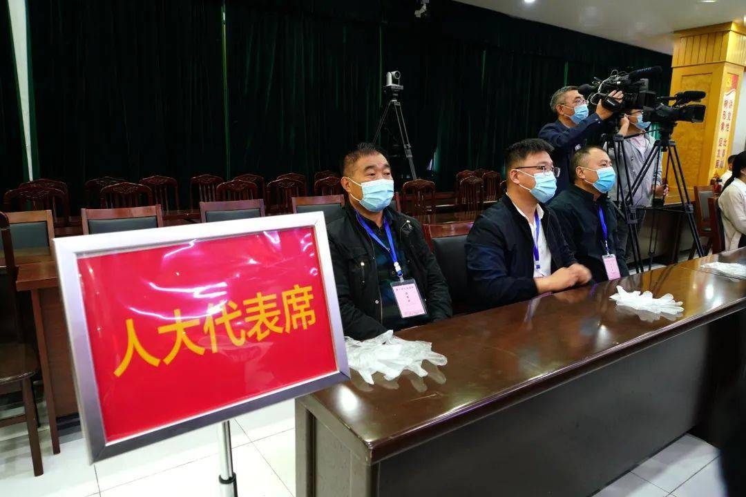 【扫黑除恶】颍上21人公开受审