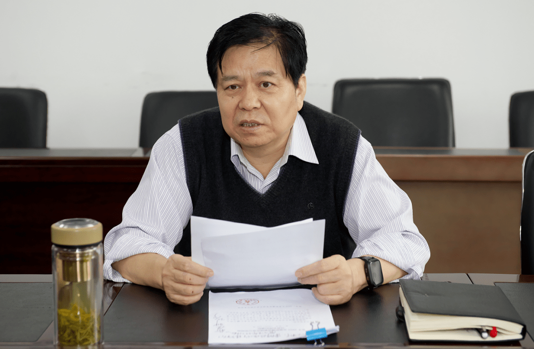 党组书记柳金钟同13名赴疆棉花检验人员座谈