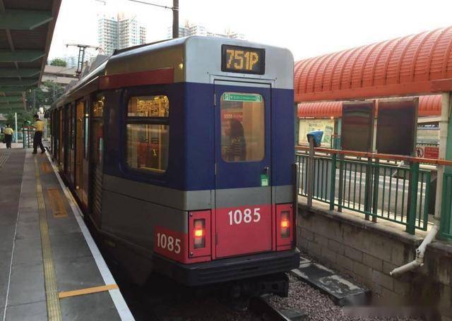 菲律宾耍小聪明列车用了一年还想退款结果付出巨大代价