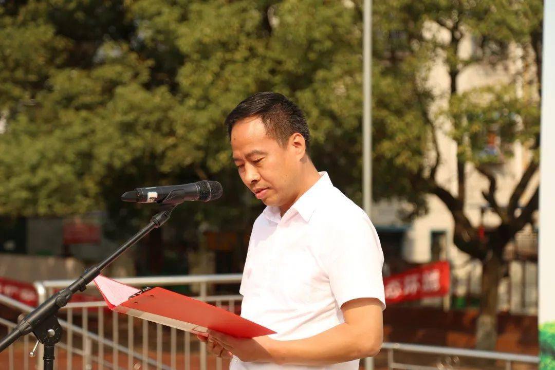 河抖音短视频大赛开启市两型服务中心主任,市河长办常务副主任刘湘元