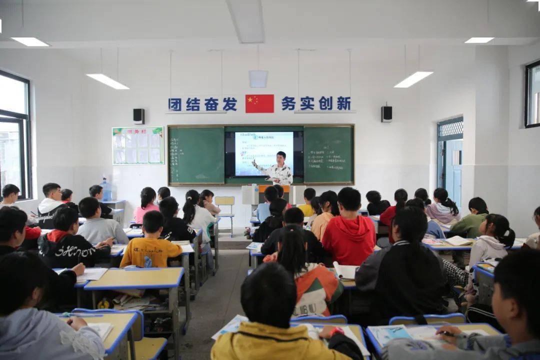 据悉,横市芙蓉学校项目是湖南省,长沙市政府支持贫困地区教育发展的