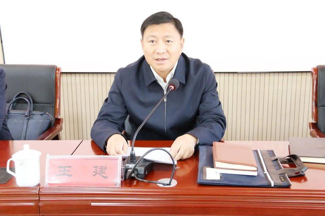 石嘴山市举办2020年依法治市专题培训班