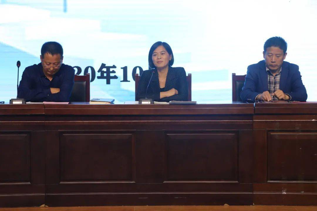 组合拳又出新招齐河五中青年教师俱乐部又启航