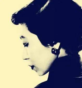 以年轻的名义,奢侈地干够几桩坏事_张爱玲