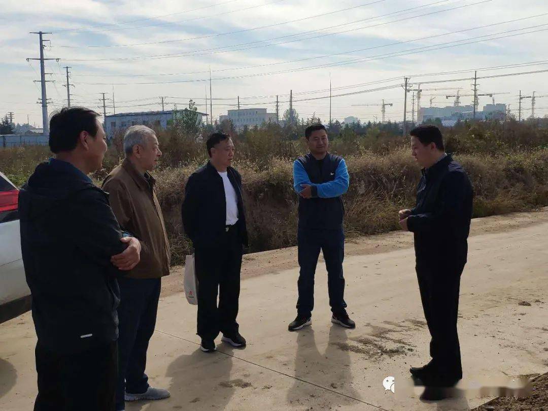 省博物馆馆长郑同修带领专家组到探沂镇新城实验学校考古现场进行验收