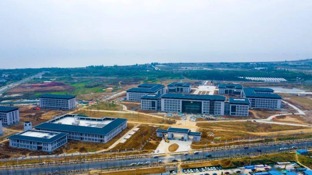 这意味着巢湖又一所新高校即将建成主体已经基本竣工安徽公安学院新