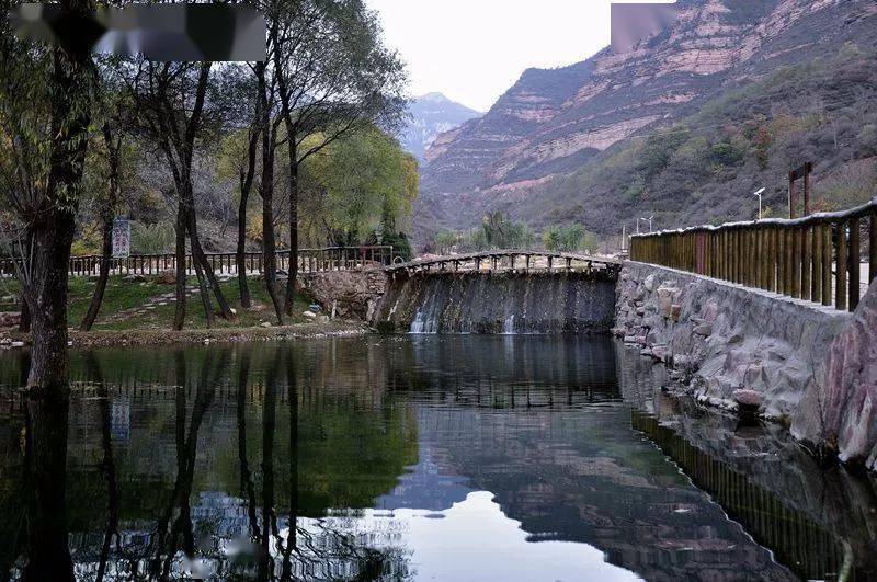 中太行洗耳河秋天的第一杯奶茶喝到了吗我送你秋天的第一幅美景