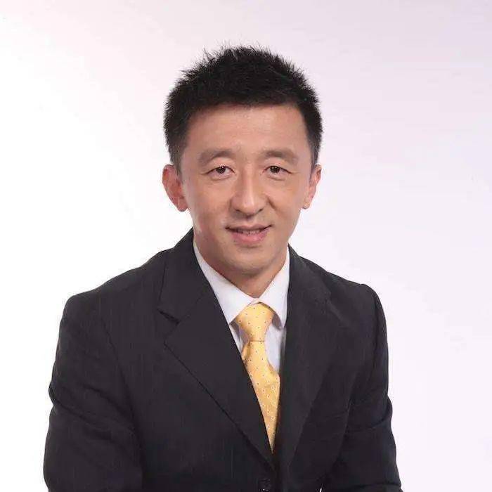 宇阳ji yuyang姬王政主持人《足球相对论》板块将姬宇阳,刘越以及陶金