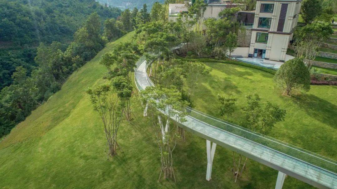 山壑无言丘之望野以在地之名穿越恒古自然之境贵阳双龙德杰岭秀山示范