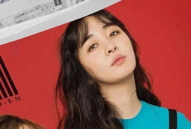 据悉,红色公园预告过11月25号将会有新的专辑发布,而队长津野米咲却没