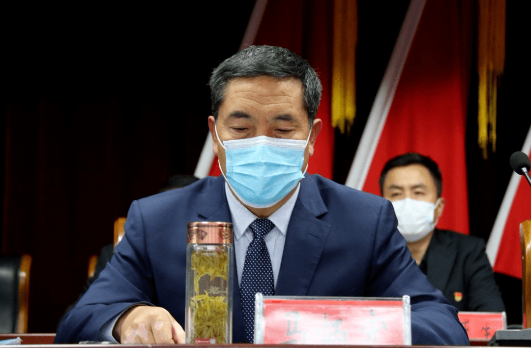 临潭县召开民族团结进步创建工作推进会暨民族团结进步表彰大会