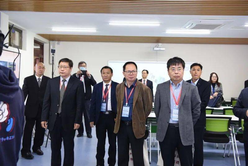 进一步提升师范教育水平和竞争力泰山学院接受教育部师范类专业认证