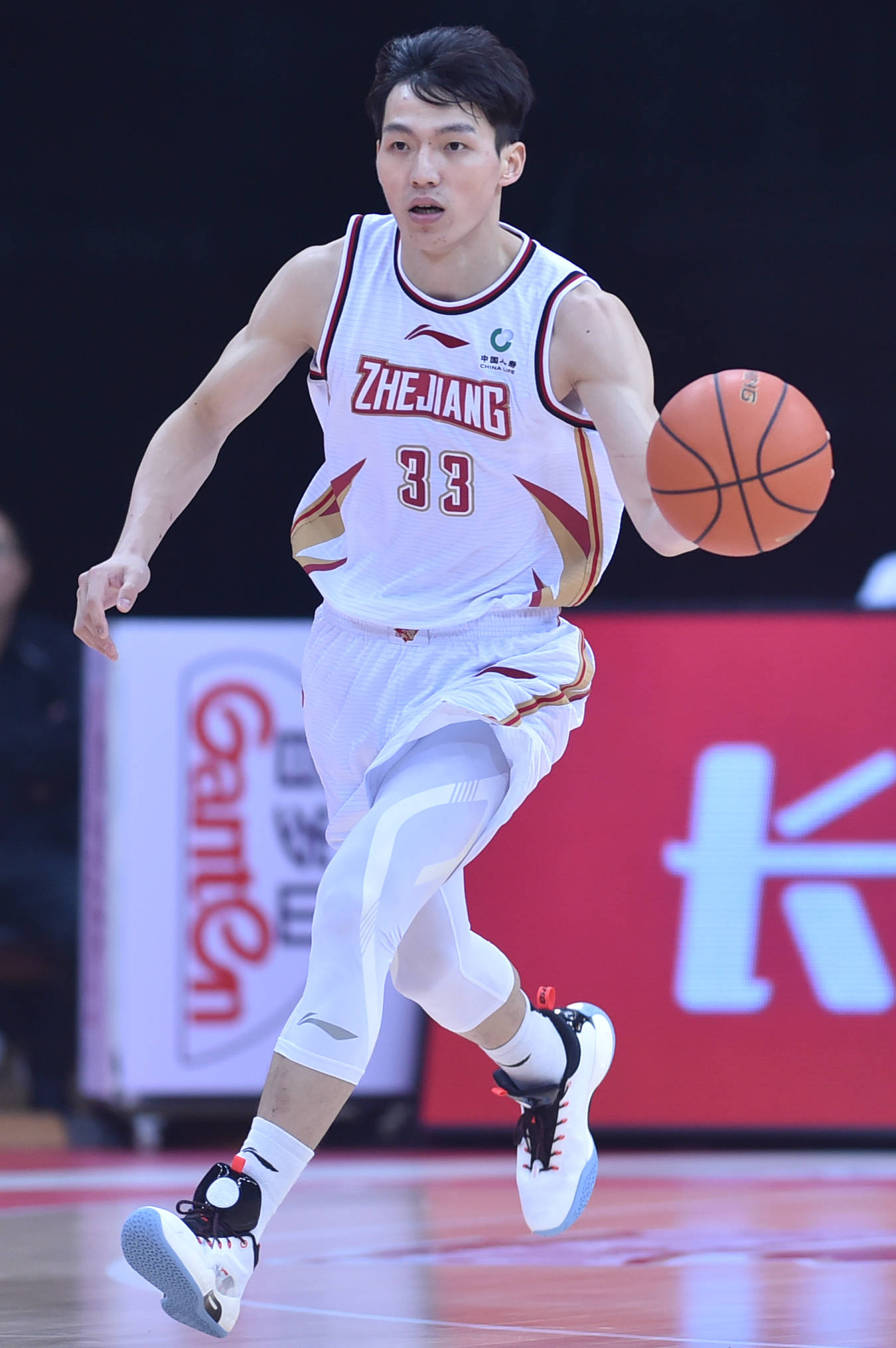 篮球——cba第一阶段:浙江稠州金租胜山西汾酒股份