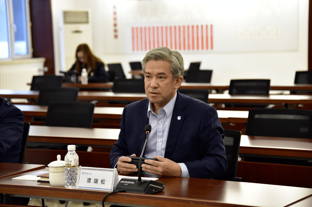 航空工业党组2020年第二批第四巡视组召开巡视哈飞党委情况反馈会议