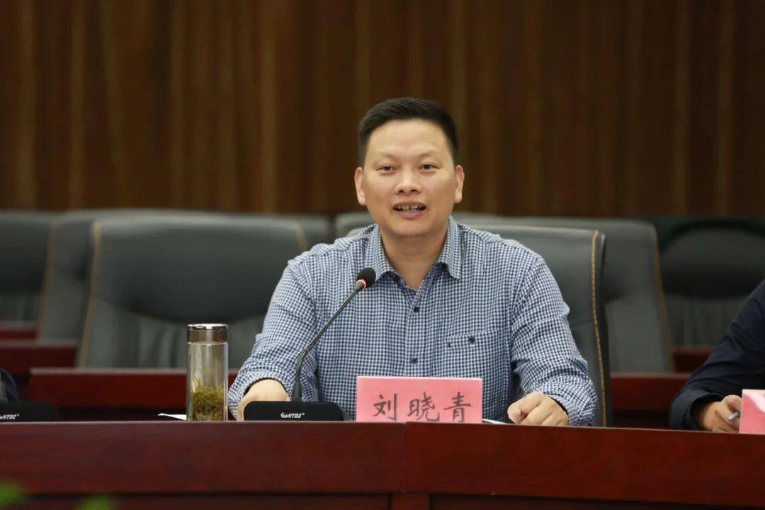 省市人大代表来横专题调研疫情防控和公共卫生管理工作