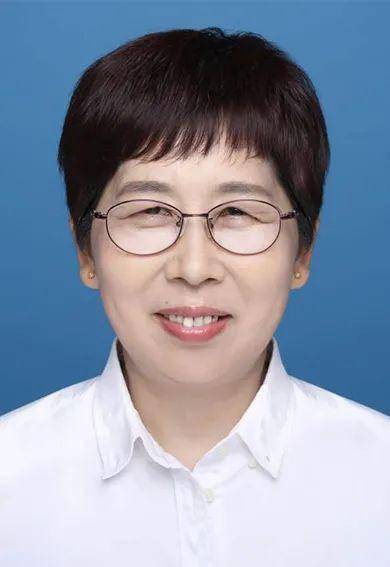 凤凰社区卫生服务站站长曹秀玲潍坊市松鹤园养老服务有限公司董事长李