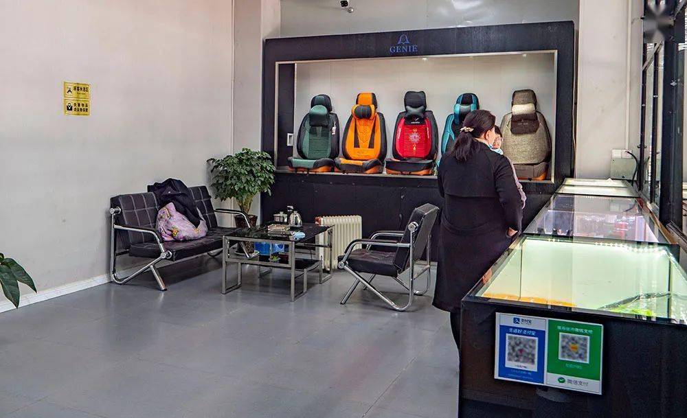 石河子惠邻3号美食公园这家店洗车只需699元速来领券