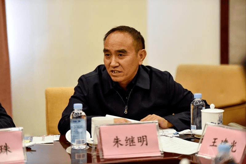 阳泉市旅游宣传口号和形象标识设计作品评审会举行