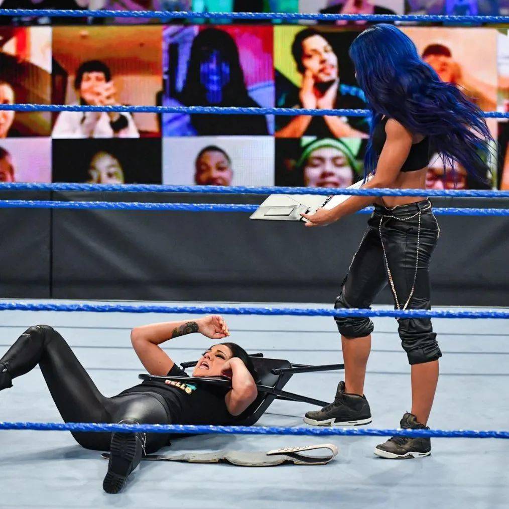 wwe地狱牢笼大赛2020上莎夏班克斯为何一定败给贝莉